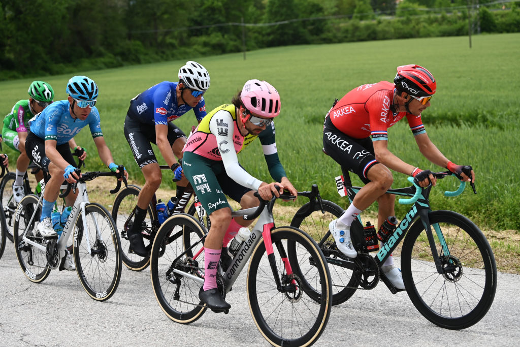 Giro d'Italia stage 12 live: A chance for the breakaway?