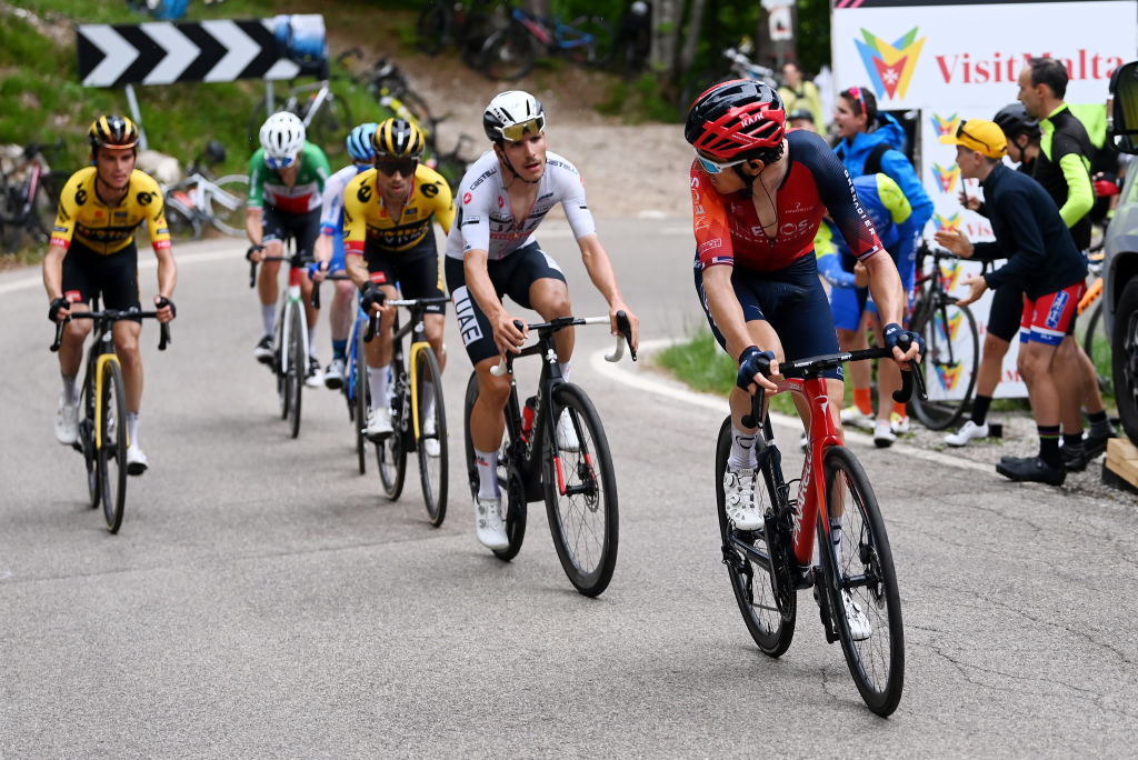 Giro d'Italia stage 18 live - Back into the mountains