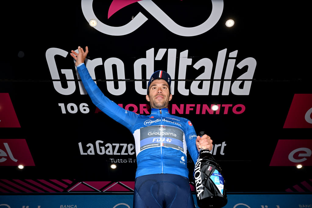 Pinot rolls back the years with early assault on Giro d'Italia mountains lead
