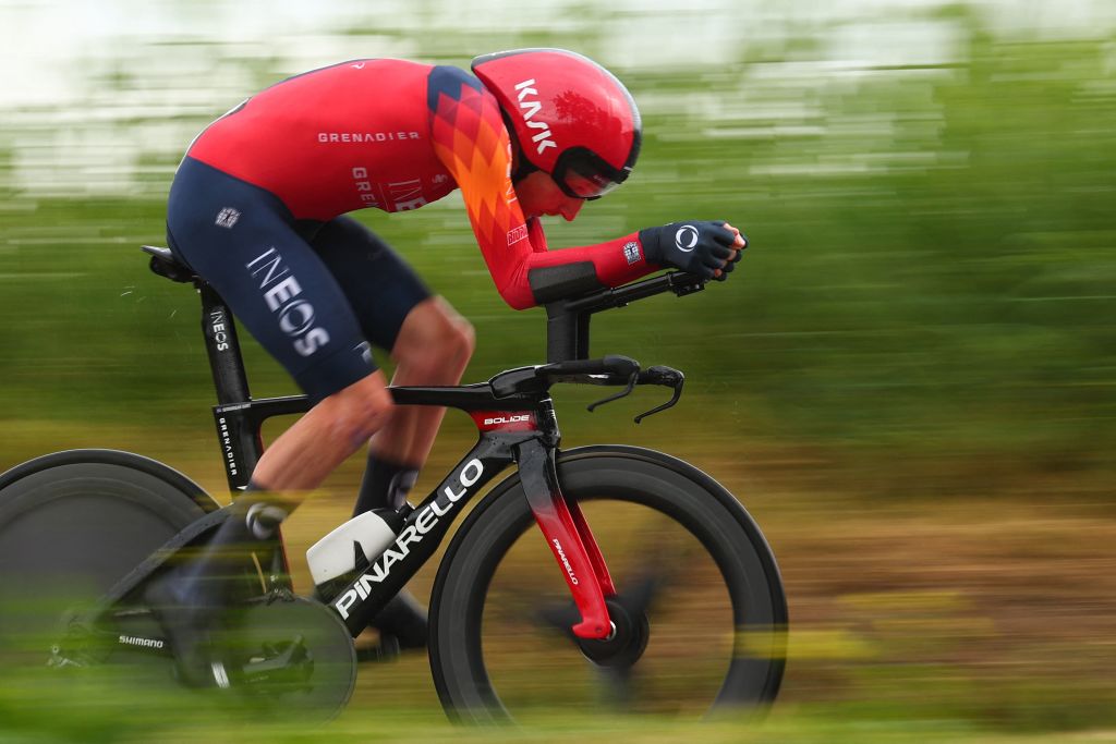 Tao Geoghegan Hart still in thick of Giro d'Italia GC after standout time trial