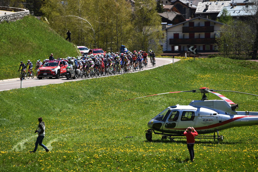UCI condemns use of helicopters for rider transers from stage finish