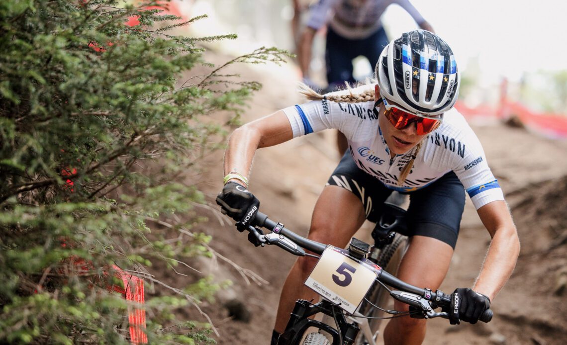 Leona Lecomte dominates World Cup in Lenzerheide