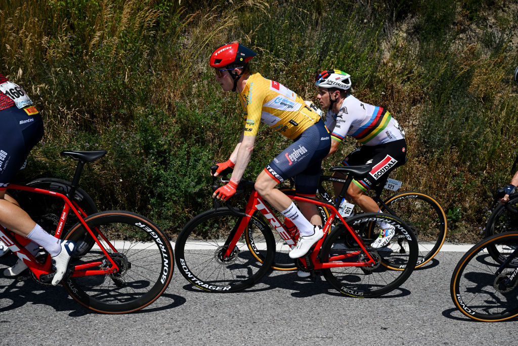 Tour de Suisse stage 6 live - Stage shortened due to rock avalanche