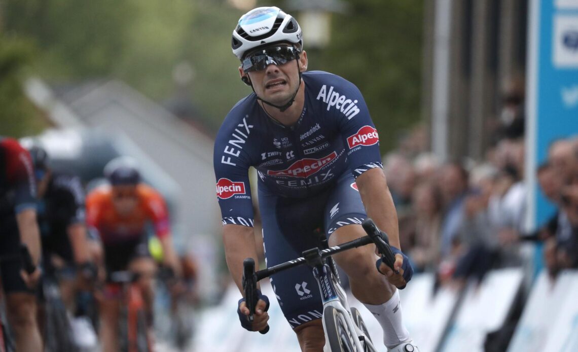 ZLM Tour: Mareczko takes stage 3 as Cavendish punctures out of sprint