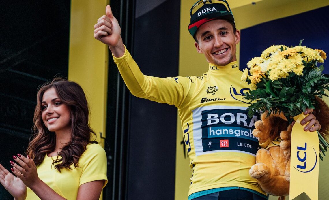 A history of Australians in yellow at the Tour de France