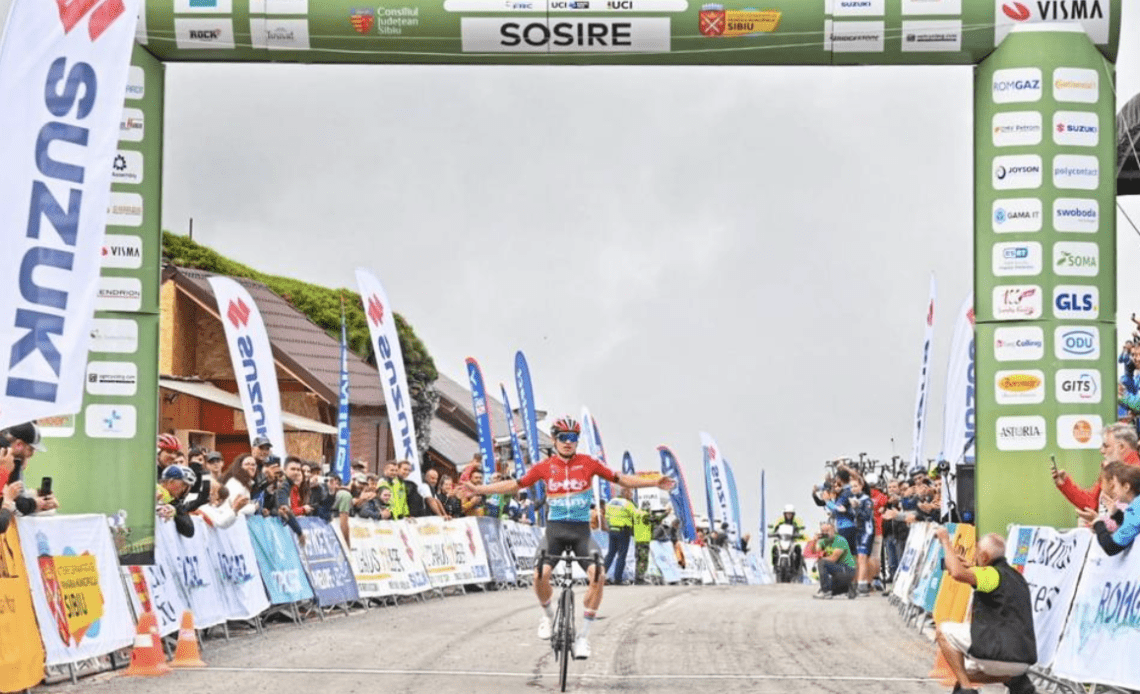 Sibiu Cycling Tour: Van Eetvelt climbs to stage 2 solo victory and into race lead