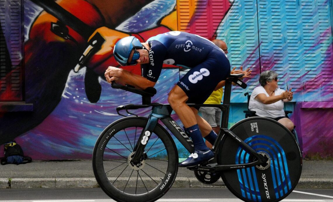 COMBLOUX, FRANCE - JULY 18: Alex Edmondson of Australia and Team DSM-Firmenich sprints during the stage sixteen of the 110th Tour de France 2023 a 22.4km individual climbing time trial stage from Passy to Combloux 974m / #UCIWT / on July 18, 2023 in Combloux, France. (Photo by David Ramos/Getty Images)