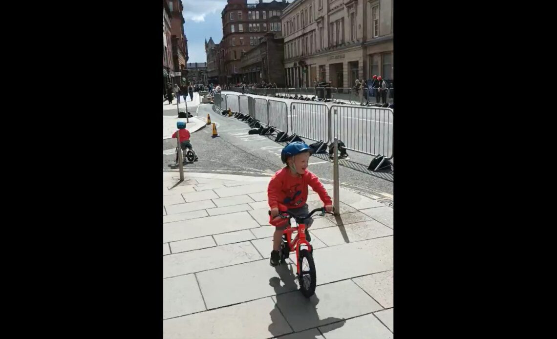 Scottish three-year-old races Julien Allaphillipe