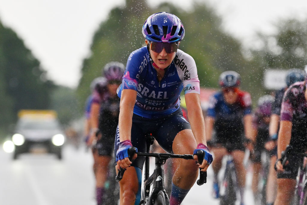 'An unexpected journey' – Claire Steels signs for Movistar