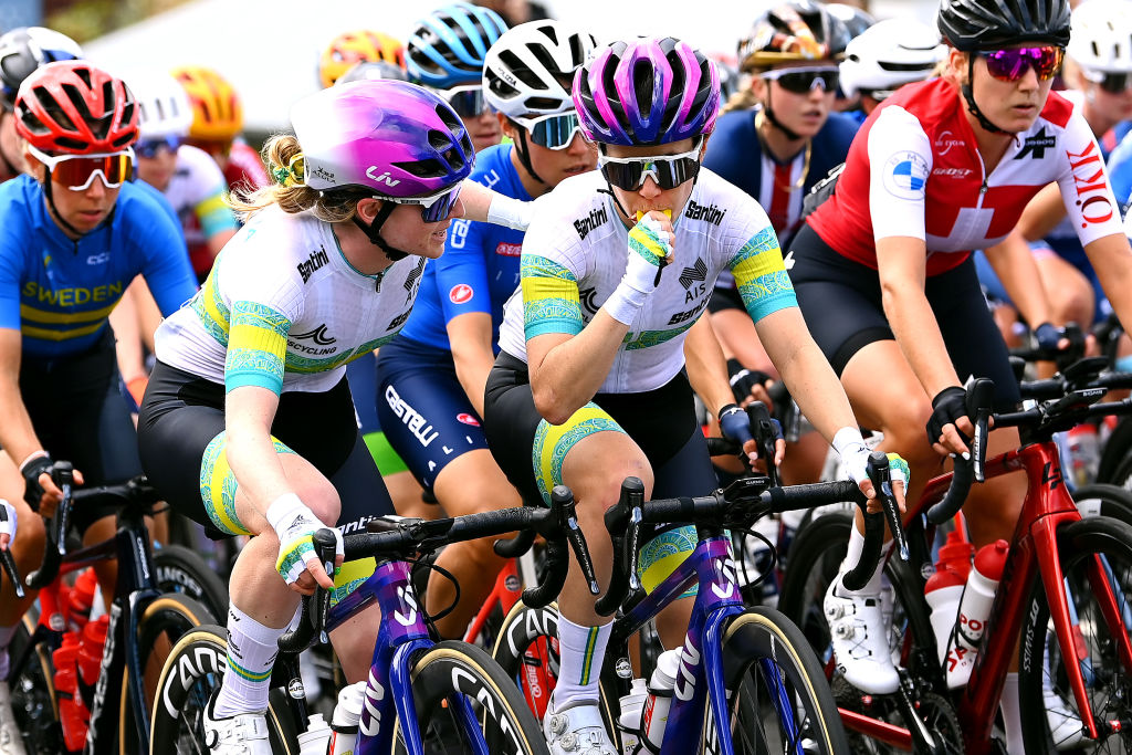 'Embrace the chaos' - Underdog tag a bonus for Australia in women's road race at Worlds
