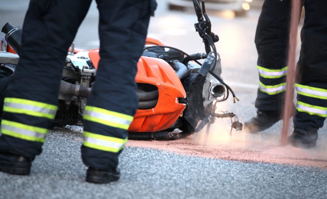 Motorcycle drives into spectators at Tour de Pologne, race neutralized