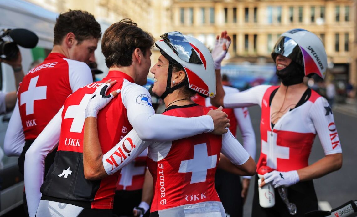 'This was not the strategy' – Switzerland overcome crash to defend Worlds mixed relay TTT title
