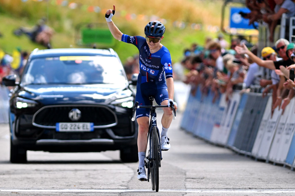 Tour de l'Ain: Michael Storer vaults to overall title with stage 3 solo victory