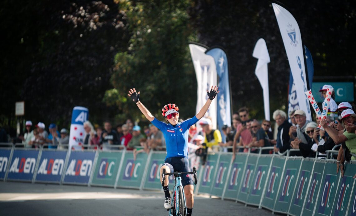 Tour de l'Avenir Femmes: Gaia Realini climbs to solo stage 4 victory at Megéve