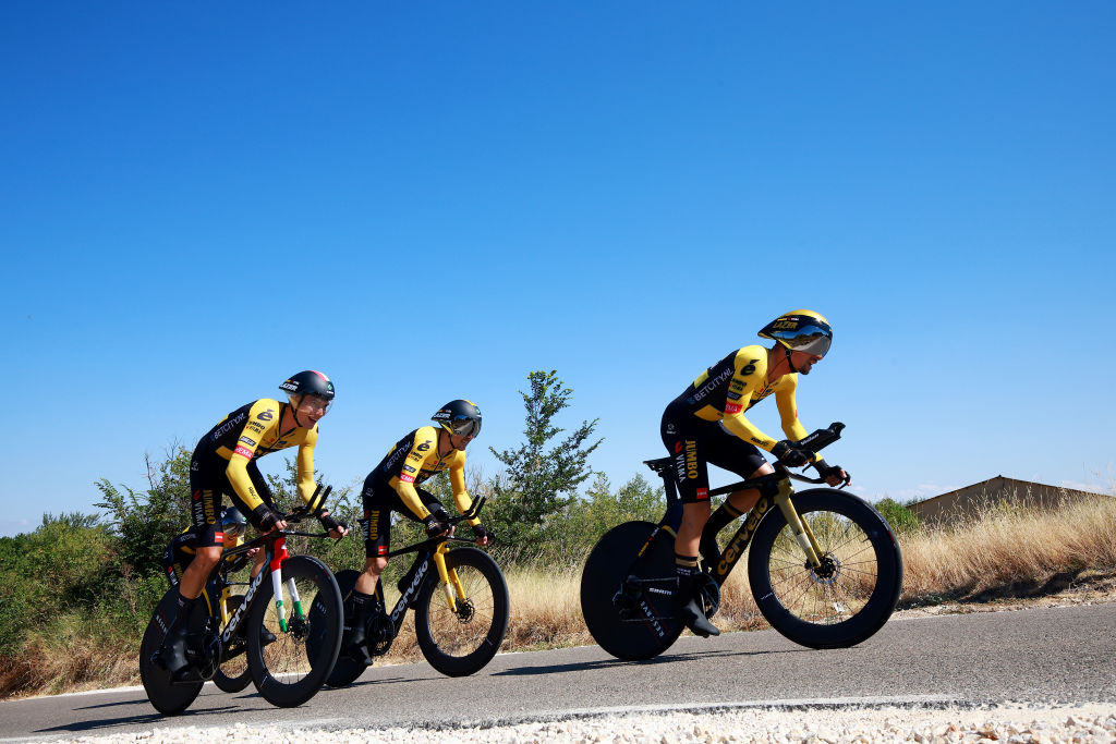 Vuelta a Espana stage 1 Live - Opening team time trial