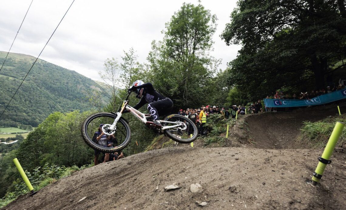 Extended highlights: Absolutely wild World Cup racing in Loudenvielle