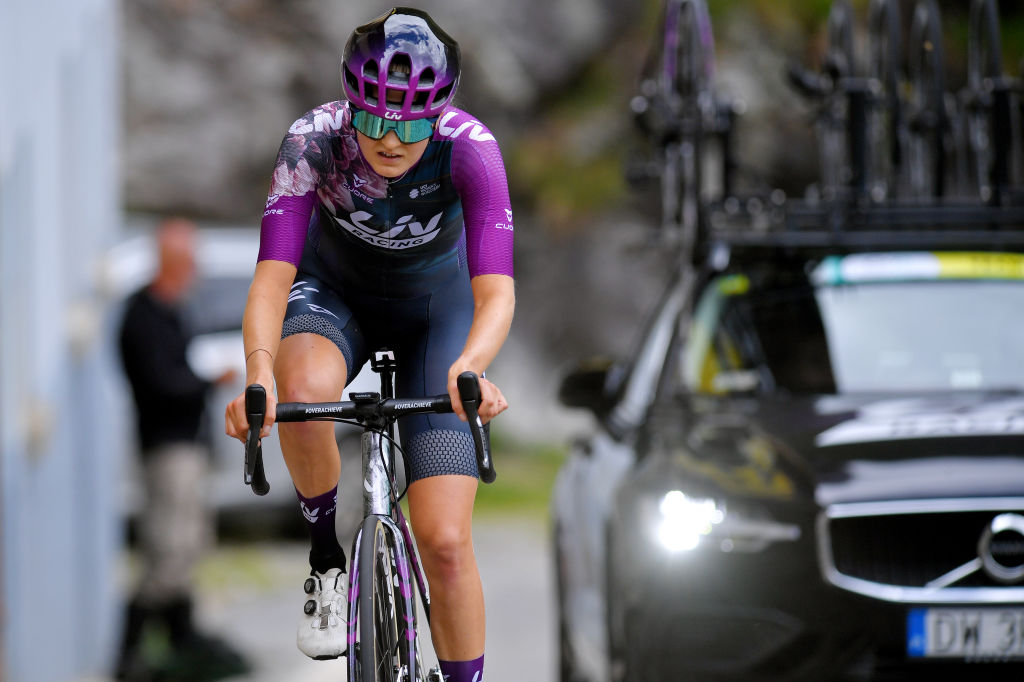 Jayco-AlUla add four riders to women's roster to support García