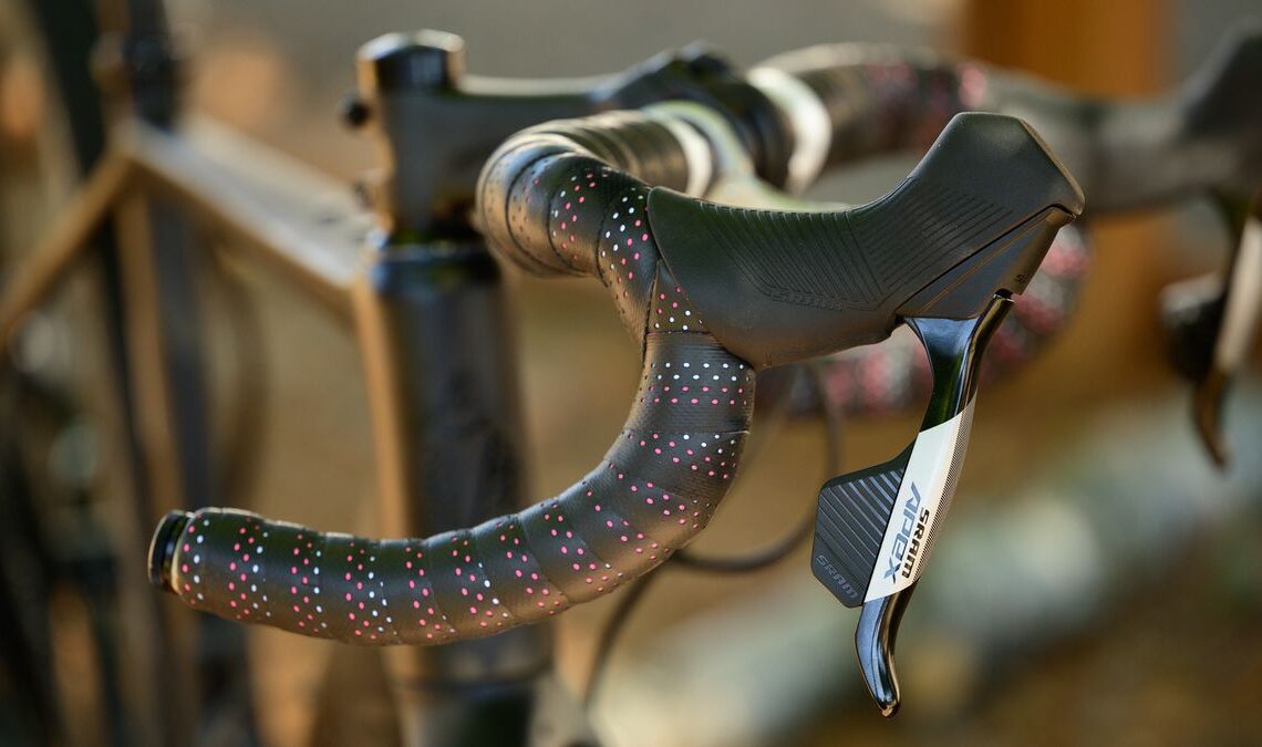 SRAM Apex AXS Mullet review: Budget electronic shifting with huge range