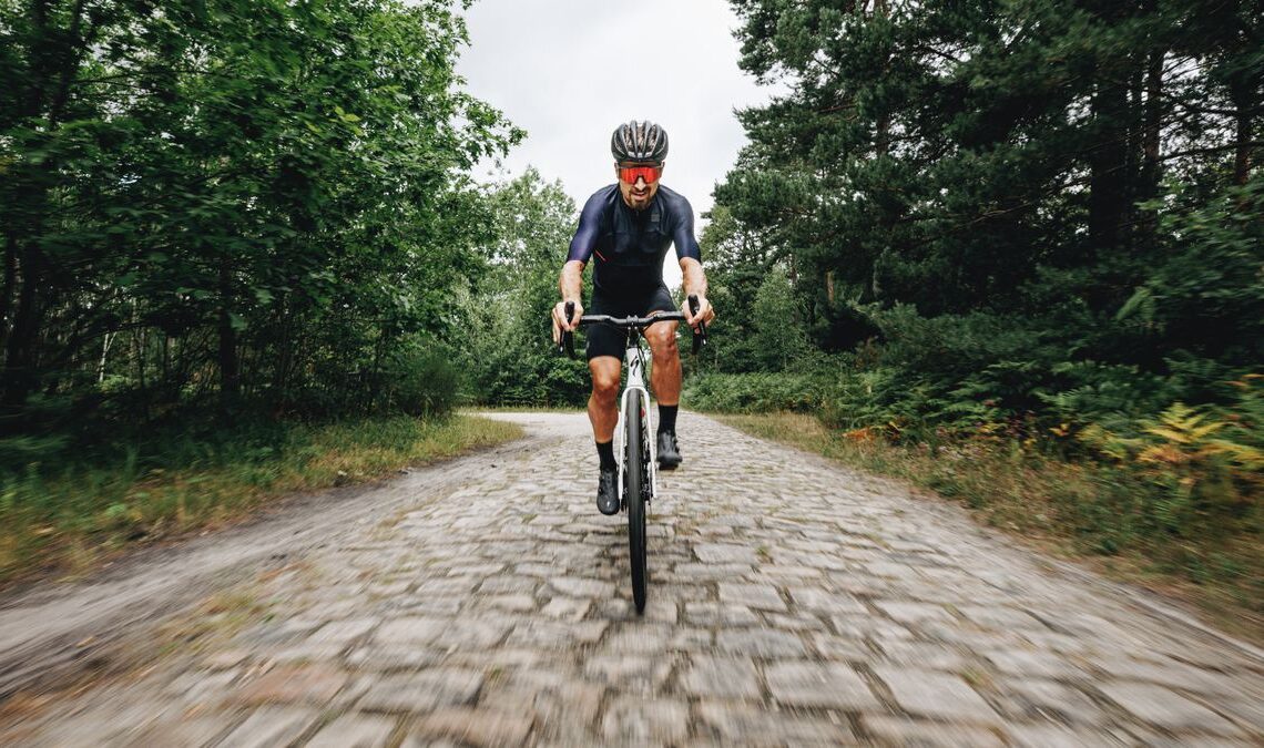 Specialized launches the Roubaix SL8 with a brand new Future Shock 3.0 system