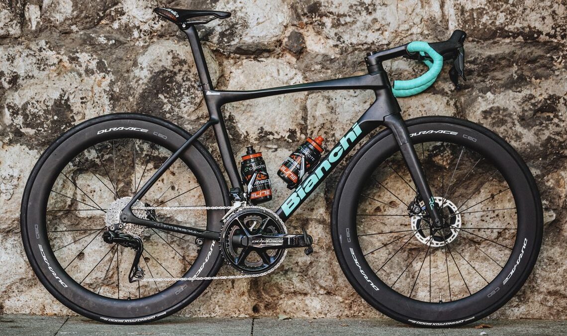 Vuelta a España tech gallery: Featuring detailed photos of unreleased Bianchi