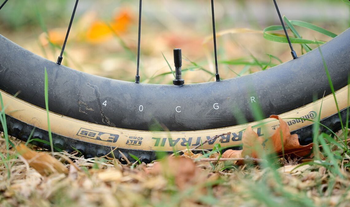 Classified x Hunt 40 Carbon Gravel Race Wheelset review