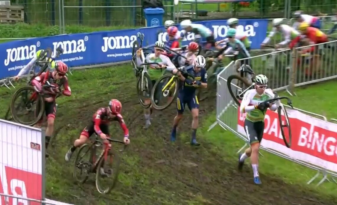 Frantic Start At UCI World Cup Cyclocross Dendermonde 2023