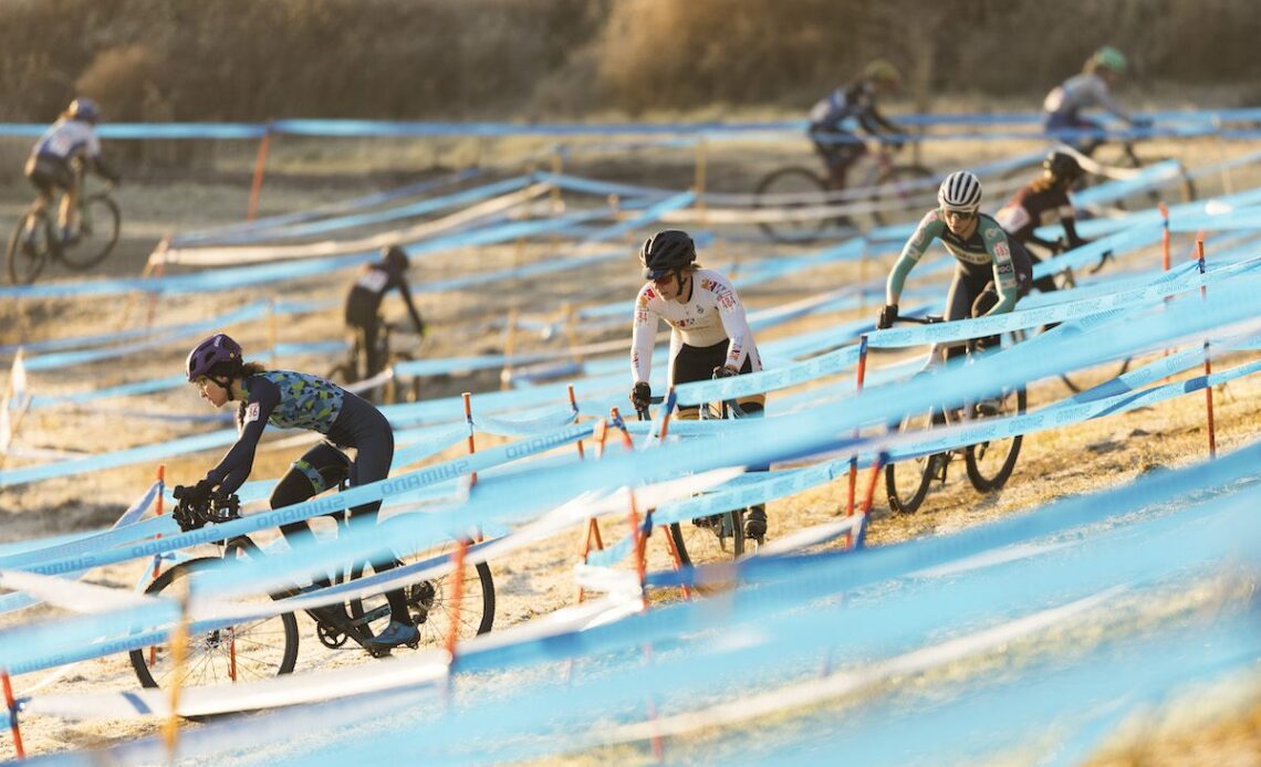 Masters battle for maple leaf jerseys at Canadian cyclocross championships