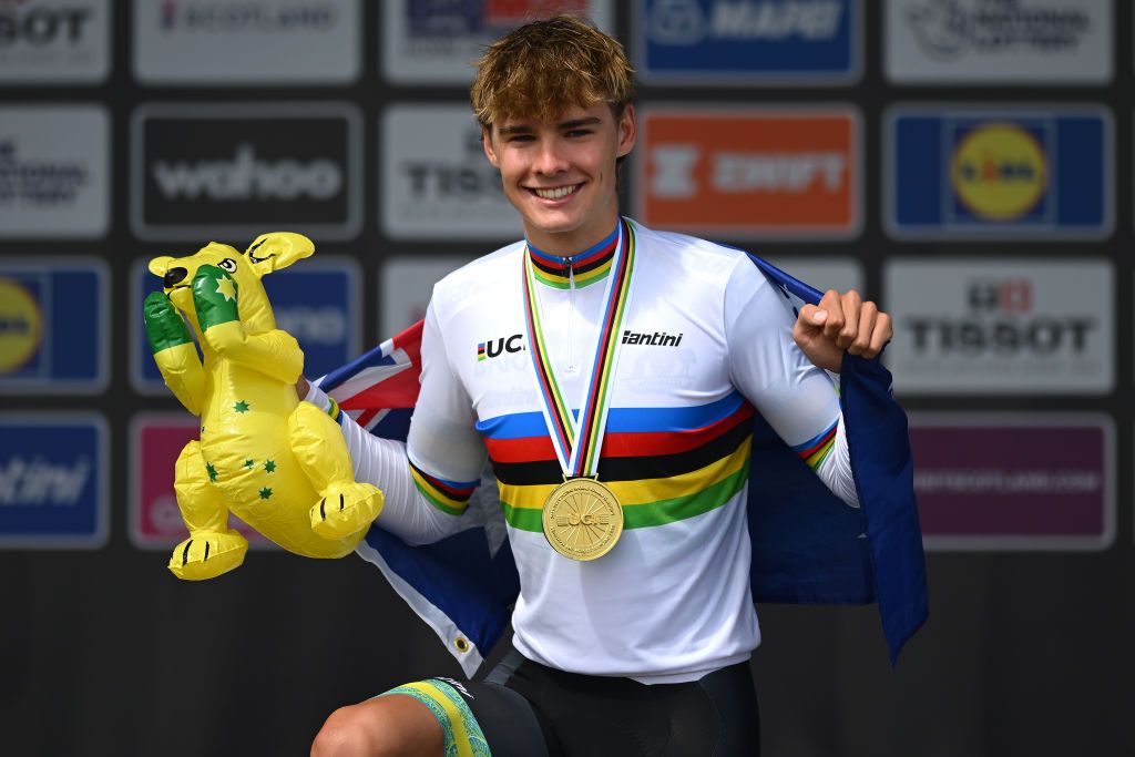 STIRLING SCOTLAND AUGUST 11 Gold medalist Oscar Chamberlain of Australia celebrates winning during the medal ceremony after the Men Junior Individual Time Trial a 228km race from Stirling to Stirling at the 96th UCI Cycling World Championships Glasgow 2023 Day 9 UCIWT on August 11 2023 in Stirling Scotland Photo by Dario BelingheriGetty Images