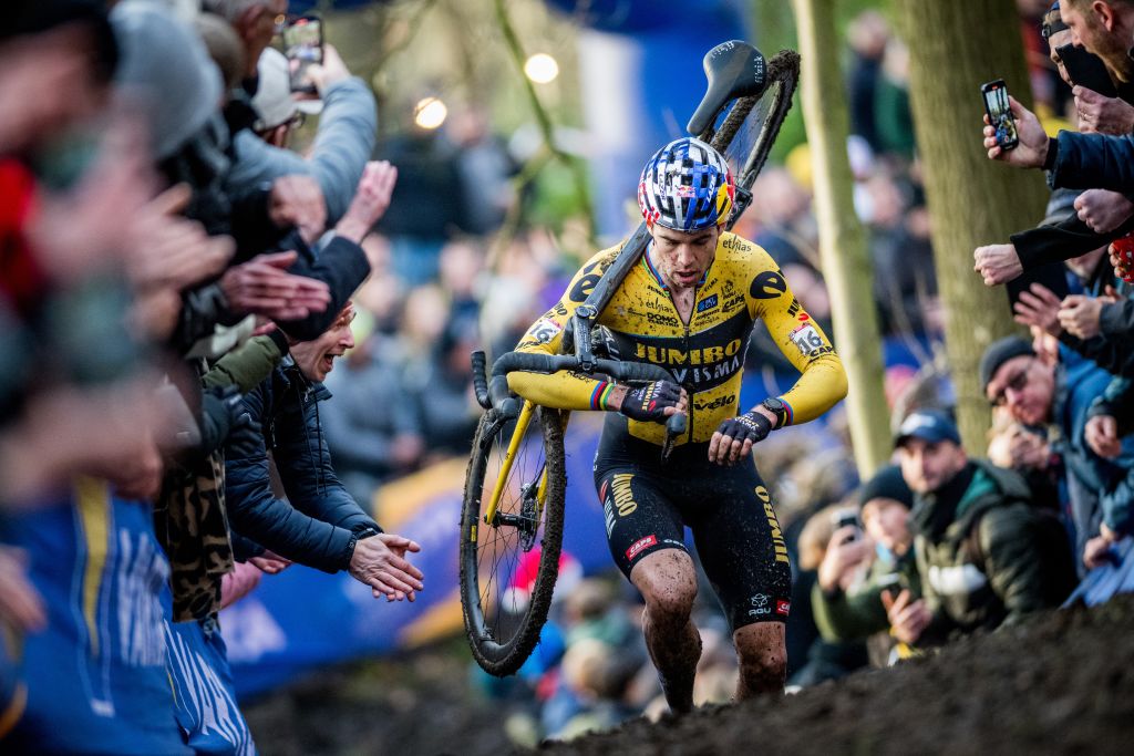 Wout Van Aert: Mathieu Van der Poel 'just smashed it and was on another level' in Gavere World Cup