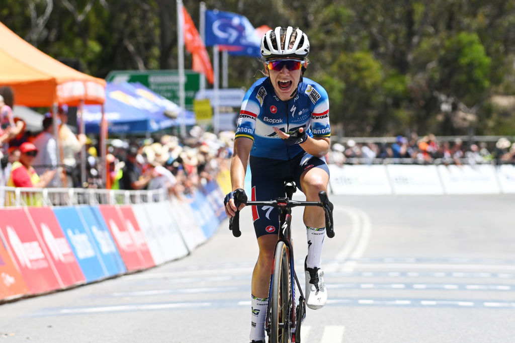 Gigante smashes on Willunga Hill and wins overall title at Women's Tour Down Under