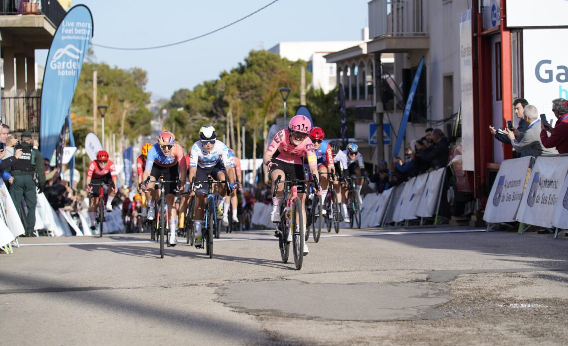 That silly POC aero helmet just won EF a bunch sprint in a Spanish women's race