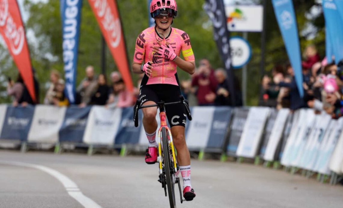 Watch this absolutely amazing video of Magdeleine Vallieres Mill winning her first pro race