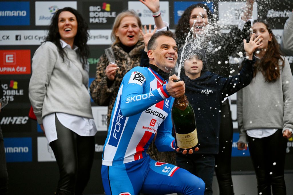 'I shed tears on the last lap' - Emotions run high as Stybar says farewell in Tabor