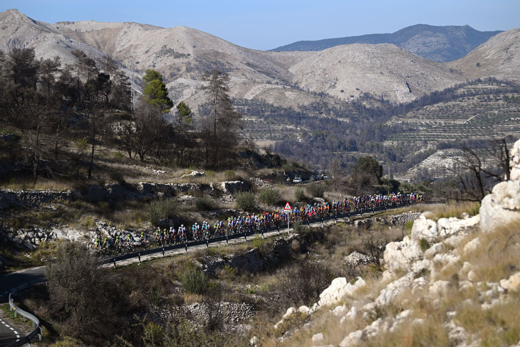Volta Valenciana stage 4 shortened due to death of a spectator near Vall d'Ebo finish