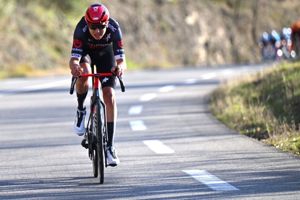 Coppi e Bartali: Solo Marco Brenner holds off sprinting pack for stage 1 victory