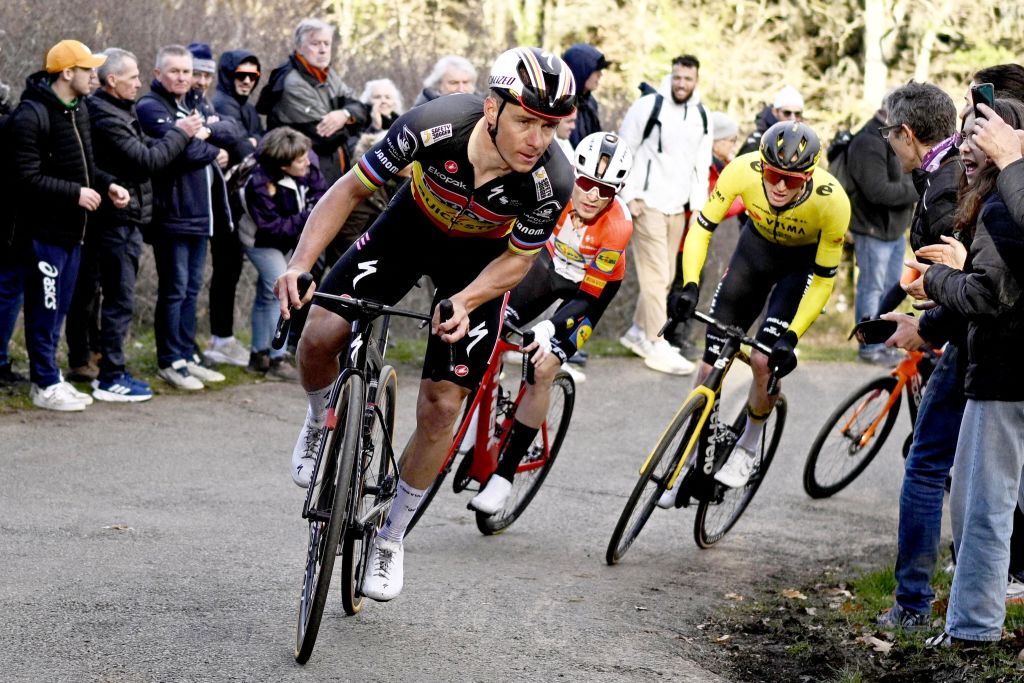 Paris-Nice stage 6 live - A long, hilly day in the saddle