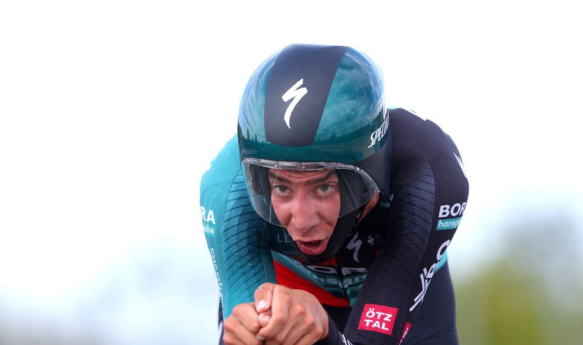 UCI bans Specialized 'head sock', puts new Giro helmet under investigation