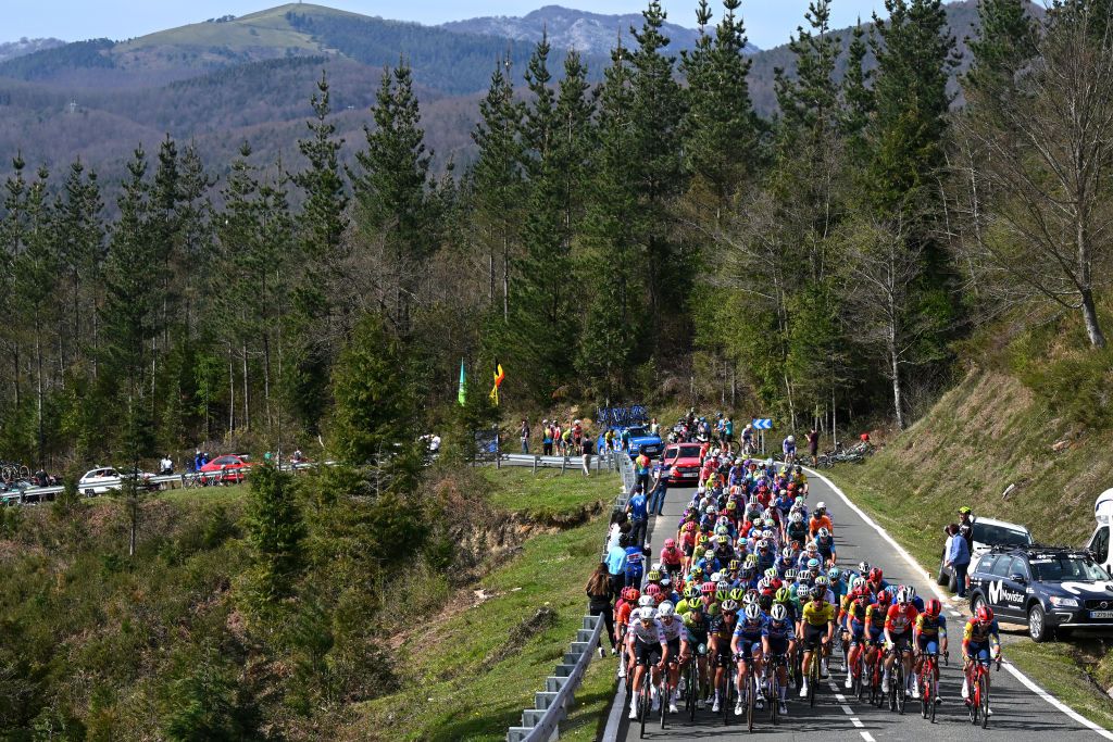 Itzulia Basque Country stage 5 Live – a day after huge crash, racing continues
| Cyclingnews