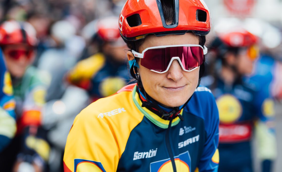 Lizzie Deignan 'unlikely' to start Vuelta a Femenina as she recovers from broken arm