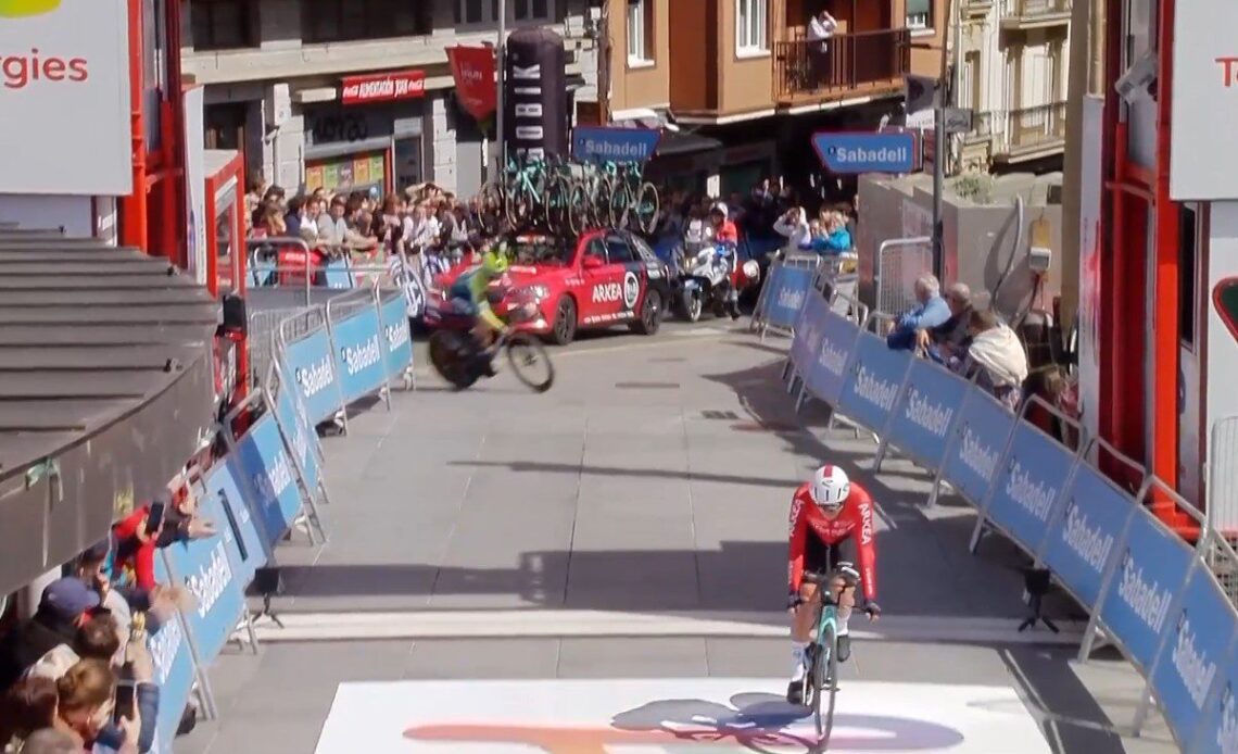 Roglič beats Vingegaard and Evenepoel in Itzulia Basque Country opening chrono