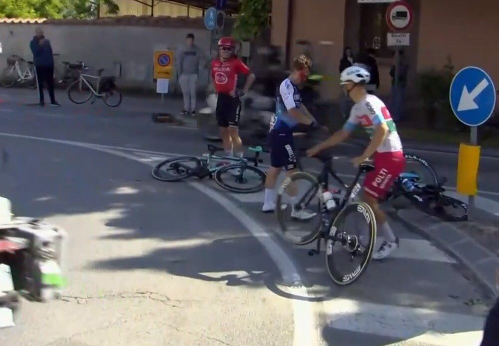 Canada's Riley Pickrell suffers scary crash at the Giro d'Italia