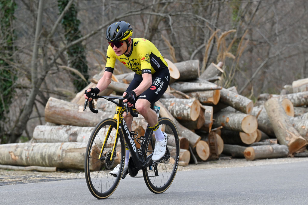 Jonas Vingegaard making strides in comeback for third Tour de France bid