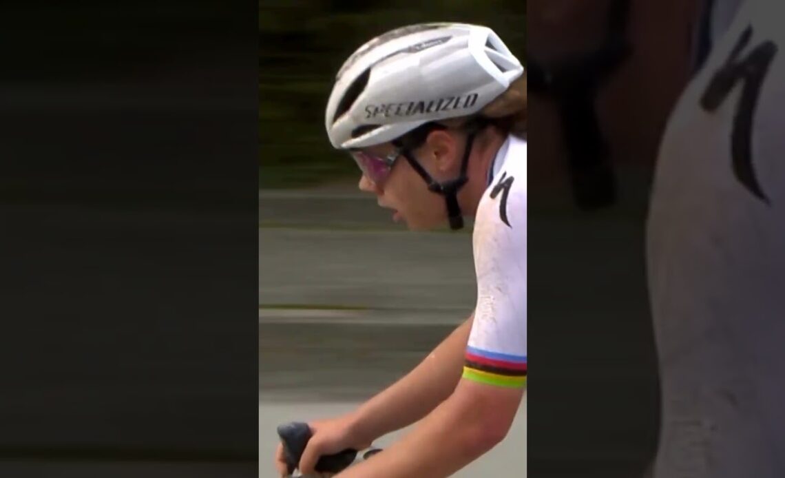 Lotte Kopecky + rainbow jersey = superpowers! 🌈💥 #Cycling
