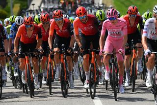 RAPOLANO TERME ITALY MAY 09 LR Ben Swift of The United Kingdom Geraint Thomas of The United Kingdom Filippo Ganna of Italy and Team INEOS Grenadiers Tadej Pogacar of Slovenia and UAE Team Emirates Pink Leader Jersey and Connor Swift of The United Kingdom and Team INEOS Grenadiers compete during the 107th Giro dItalia 2024 Stage 6 a 180km stage from Viareggio to Rapolano terme 322m UCIWT on May 09 2024 in Rapolano terme Italy Photo by Tim de WaeleGetty Images