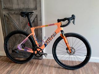 Rob Britton's Factor Ostro Gravel bike