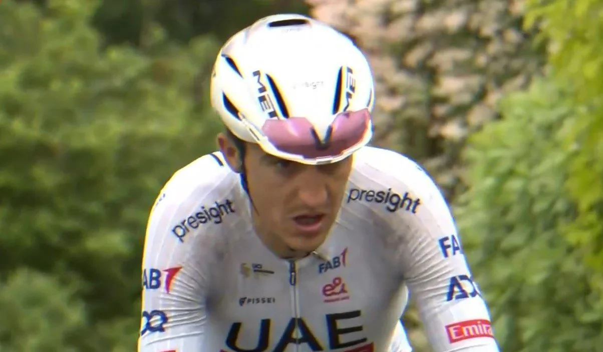 Derek Gee climbs onto Critérium du Dauphiné GC podium with one stage to go