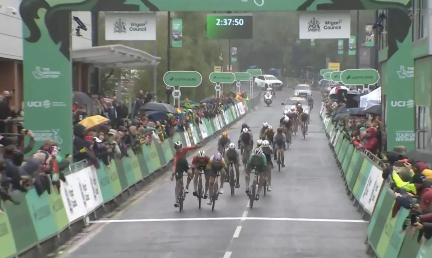 Kopecky's gift backfires as eary celebration costs SD Worx Tour of Britain stage win