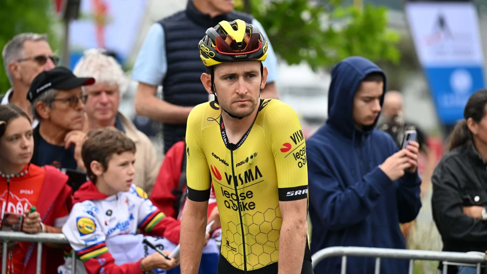 Tiesj Benoot: 'No one dares to bet money on Jonas making the Tour podium'