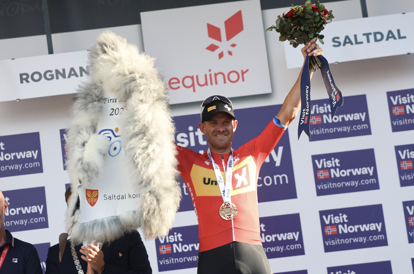 Arctic Race of Norway: Alexander Kristoff sprints to stage 1 victory