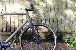 Tyler Boucher's flat bar gravel bike - a BlackHeart Allroad AL